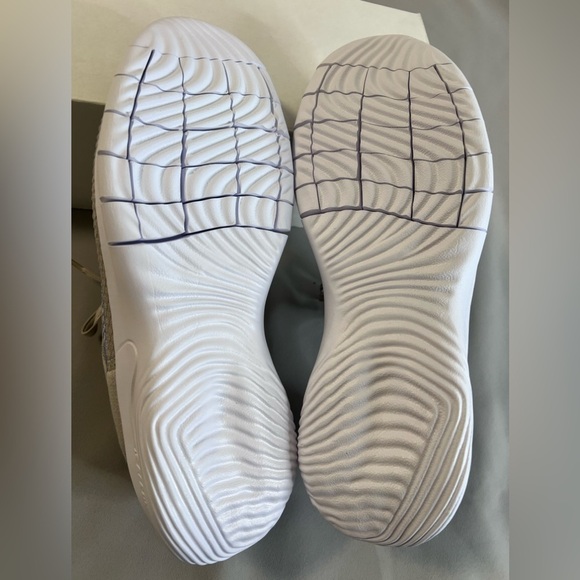 Size 11 - Nike Flex Experience Run 11 Next Nature Gray Women’s NWB - Picture 6 of 9